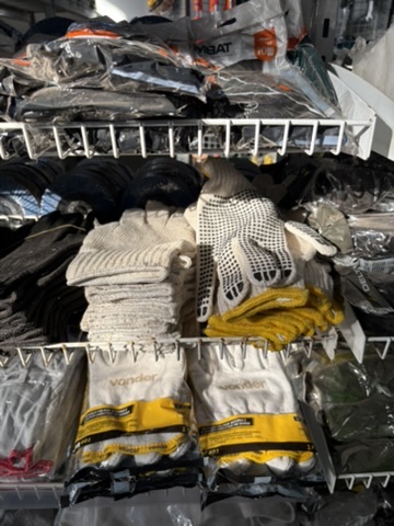 Luvas de proteção em estoque